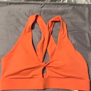 Fabletics Addison Medium Impact Sports Bra Size XXL